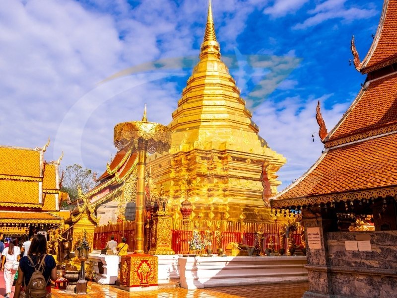 Thailand multi centre tours including Chiang Mai temples and mountain views