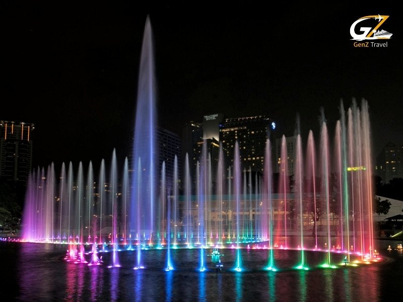 Dubai Mall and fountain night show with Burj Khalifa for Dubai Mauritius holiday