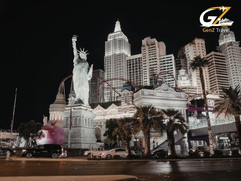 Las Vegas Strip skyline at night for 5-night Las Vegas holiday package from UK