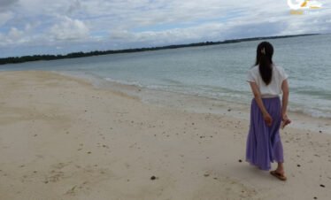 Mauritius adults only beachfront resort with turquoise lagoon for luxury holiday package