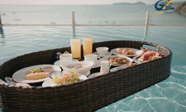 All-inclusive dining experience at Punta Cana resort with buffet and tropical ambiance