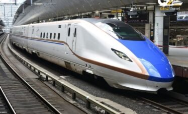 Japan bullet train Shinkansen high speed travel Tokyo Kyoto Osaka